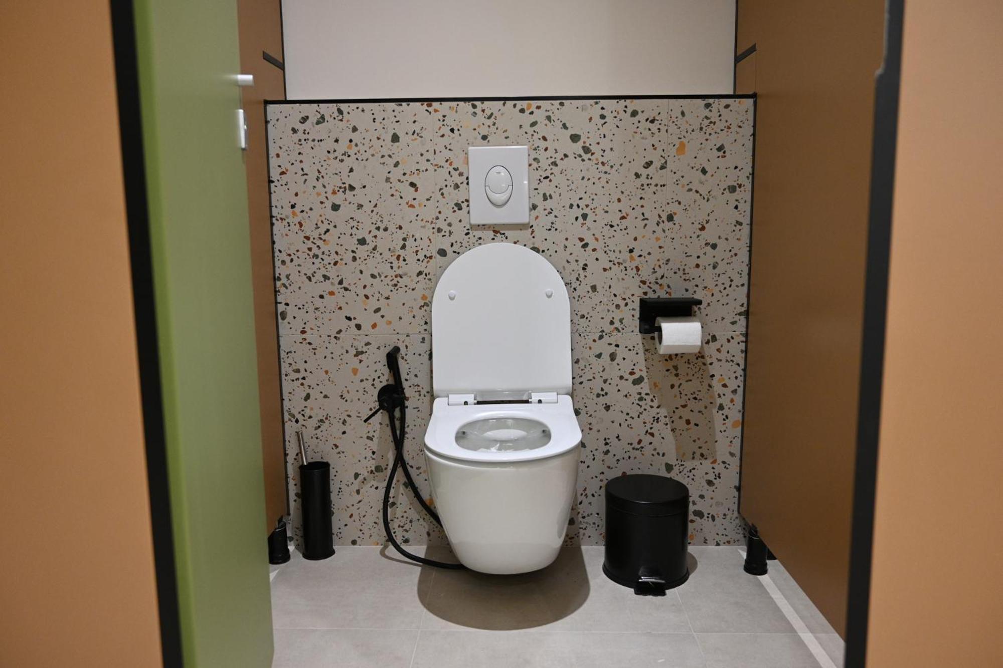 Top View Hostel ดูร์เรส ภายนอก รูปภาพ